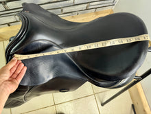 Load image into Gallery viewer, 17 1/2” MW Olney English GP Saddle - Black