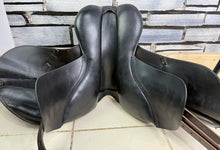 Load image into Gallery viewer, 16” Wide Albion Selecta Pony GP/Jump Saddle - Brown