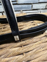 Load image into Gallery viewer, S/H Sue Carson Hidden Flash Padded Comfort Bridle-Black/White