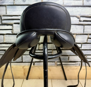 17” MW/Changeable Gullet Premier Equine Monoflap Dressage Saddle - Black