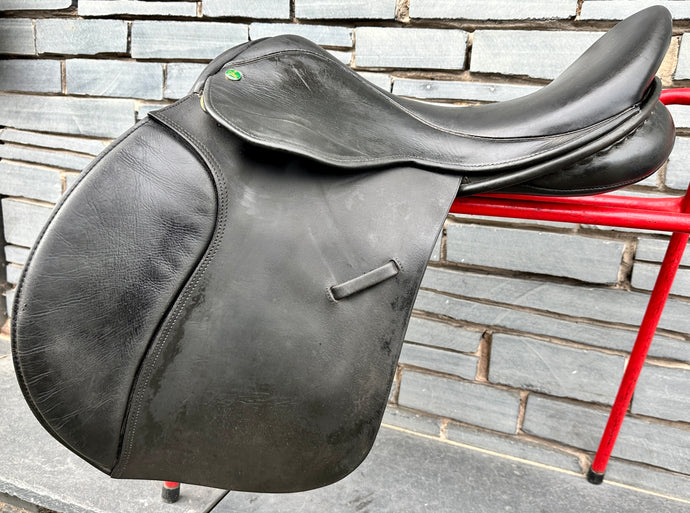 17 1/2” Wide Ideal International Event Saddle - Black