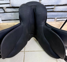 Load image into Gallery viewer, 16” Wide/Changeable Gullet Thorowgood Maxam Pony GP Saddle - Black