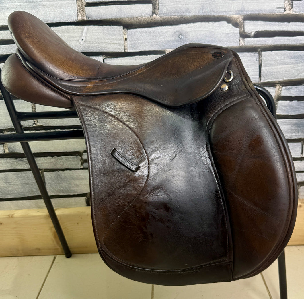 16 1/2” XW/Changeable Gullet Shires Optimus Leather GP Saddle - Brown
