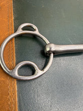 Load image into Gallery viewer, 5 3/4” Fylde Wilkie Show Snaffle - Ported Magic Bit
