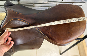 17 1/2” Medium Santa Cruz Jump Saddle - Brown