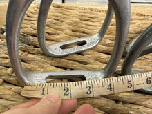 Load image into Gallery viewer, S/H 2 x Pairs Aluminium Racing Stirrup Irons