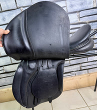 Load image into Gallery viewer, 17 1/2” XW Jeffries Falcon Hawk Event Cob GP Saddle - Black