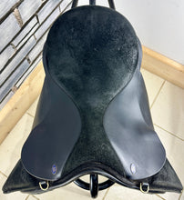 Load image into Gallery viewer, 16 1/2” XW Teversal WH Saddle - Black