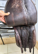 Load image into Gallery viewer, 15 1/2” Wide-XW Sturgess English WH Pony  Show Saddle - Brown