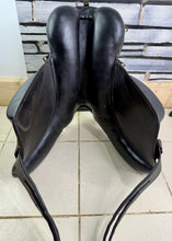 Load image into Gallery viewer, 17” MW GZS Para/RDA/Learner Saddle - Black