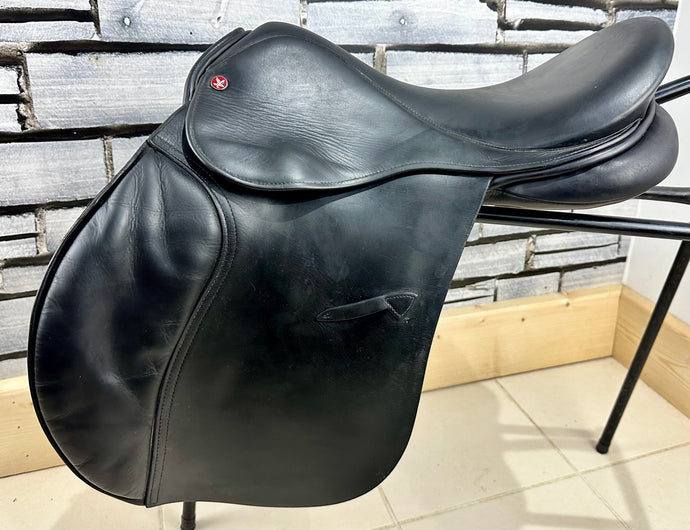 18” MW Jeffries Falcon Hawk Event Saddle - Black