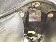 Load image into Gallery viewer, Size 2/18” Changeable Gullet Width 3 Wow Competitor Dressage Saddle - Black