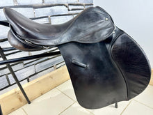 Load image into Gallery viewer, 17” Medium Ideal International Event Saddle - Brown