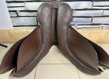 Load image into Gallery viewer, 17 1/2” MW Ideal VSD Saddle - Brown