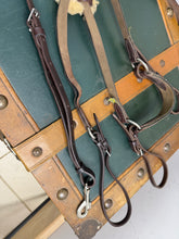 Load image into Gallery viewer, Devoucoux Biarritz Kolibri 5-point Breastplate -Brown- Large/Full - Elasticated with Martingale