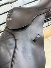 Load image into Gallery viewer, 15” MW Jeffries Falcon Hawk Event Pony GP/Jump Saddle - Brown