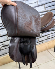 Load image into Gallery viewer, 17” MW English GP/Jump Saddle - Brown