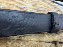 Load image into Gallery viewer, S/H Jeffries Elite English Hunting Breastplate/Martingale - Full