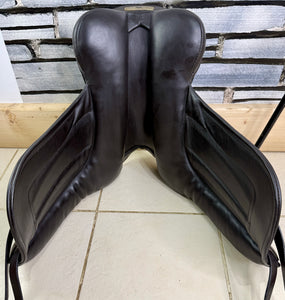17” Wide Black Country Vinici Monoflap Dressage Saddle - Brown