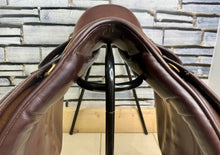 Load image into Gallery viewer, 17 1/2” Wide R&amp;R Ideal Event/Grandee Saddle - Brown