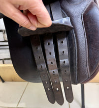 Load image into Gallery viewer, 17 1/2” Wide Ideal VSD/WH English Saddle - Brown - Working Hunter Cob - Part Suede