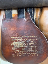 Load image into Gallery viewer, 17” 30 (MW) Stubben Siegfried GP Hunting Saddle - Brown - Suede Knees
