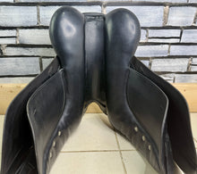 Load image into Gallery viewer, 18” Medium Albion SLK II Adjusta LH Dressage Saddle - Black