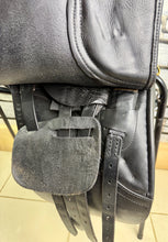 Load image into Gallery viewer, 16 1/2” XXW Geoffrey Gibson English Cob GP Saddle - Black