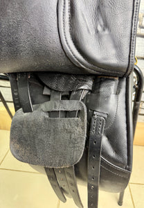 16 1/2” XXW Geoffrey Gibson English Cob GP Saddle - Black