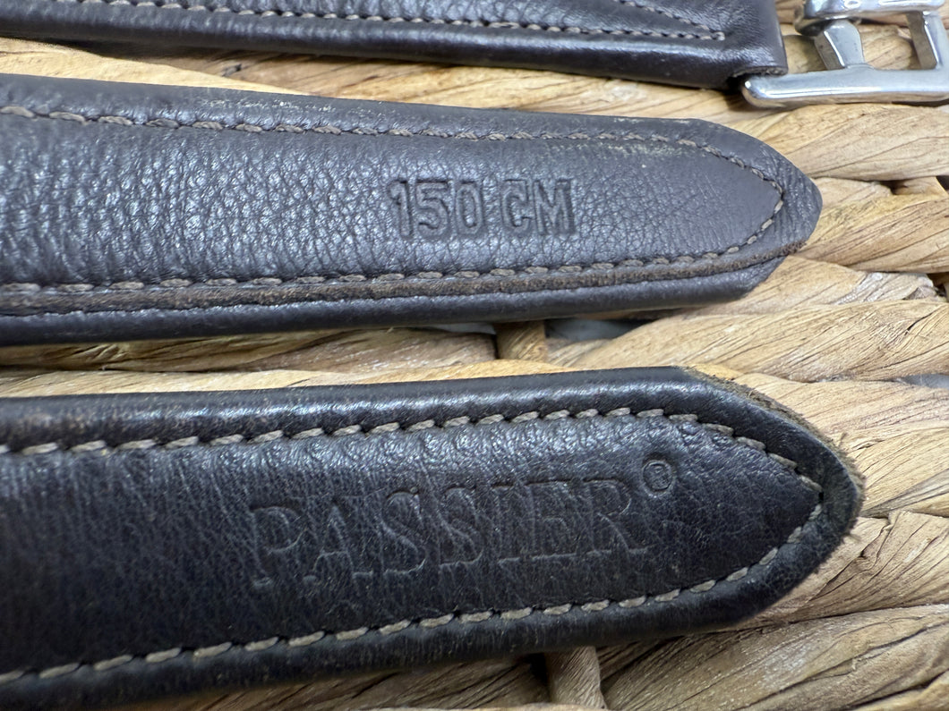 S/H 60”/150cm Passier Hide Wrapped Non-Stretch Stirrup Leathers -
