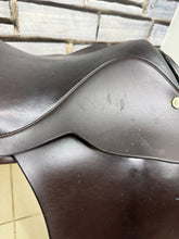 Load image into Gallery viewer, 14” Wide Barnsby English Pony Working Hunter/Show Saddle - Brown - Lead Rein Tiny Tot