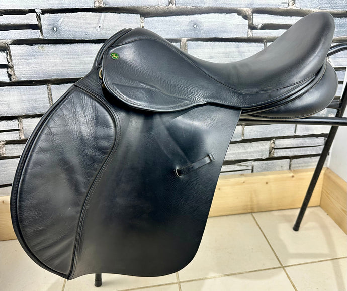 17 1/2” Wide Ideal International Event Saddle - Black
