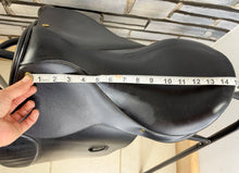Load image into Gallery viewer, 15” Medium English Leather Pony GP/WH Working Hunter Saddle - Black