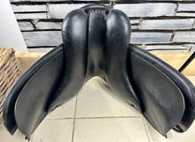 Load image into Gallery viewer, 16 1/2” XXW Harry Dabbs Cob WH Saddle - Black