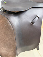 Load image into Gallery viewer, 17” Wide-XW Ideal H&amp;C Cob GP/WH Saddle - Brown
