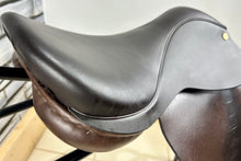 Load image into Gallery viewer, 17” Medium Ideal Working Hunter Saddle - Brown