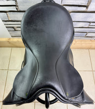 Load image into Gallery viewer, 17 1/2” MW-Wide Ideal Jessica Dressage Saddle - Black - Flocked