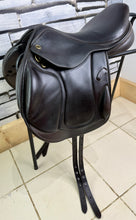 Load image into Gallery viewer, 17” MW Excelle/Walsall Riding English Monoflap Jump Saddle - Brown