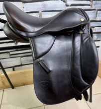 Load image into Gallery viewer, 15” Medium-Wide/XW Equxtra Serpent WH Pony Show Saddle - Changeable Gullet - Brown