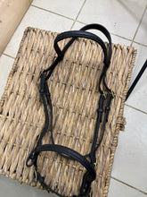 Load image into Gallery viewer, S/H English In-hand Show Bridle - Full - Black/Brass