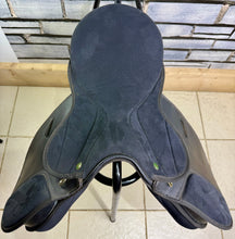Load image into Gallery viewer, 15” Wide Eclipse Pony GP Saddle - Black - Lightweight - Unused!