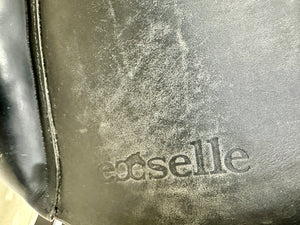 17” MW Excelle Dressage Saddle - Black