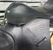 Load image into Gallery viewer, 16” Wide M&amp;J Saddlery English GP Pony Saddle - Black