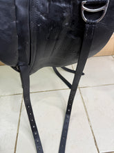 Load image into Gallery viewer, 17 1/2” Wide Cardinel English Dressage Saddle - Black - Flocked - Big Blocks