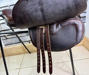16 1/2” Global Saddlery English 1 1/4 St/8kg Weighted Racing Saddle - Brown