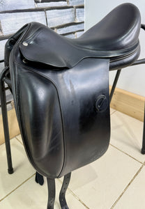 17” MW Amerigo Vega Dressage Saddle - Black