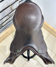 Load image into Gallery viewer, 17 1/2” Wide Ideal International Event Saddle - Brown