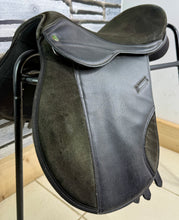 Load image into Gallery viewer, 16 1/2” Wide Eclipse Suede &amp; Synthetic GP Saddle - Black
