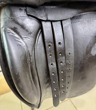 Load image into Gallery viewer, 18” MW Ryder WH/VSD Saddle - Brown