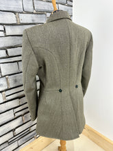 Load image into Gallery viewer, NEW Oliver Brown Gents Heavy Keepers Tweed Frock Hunt Coat - Size 36
